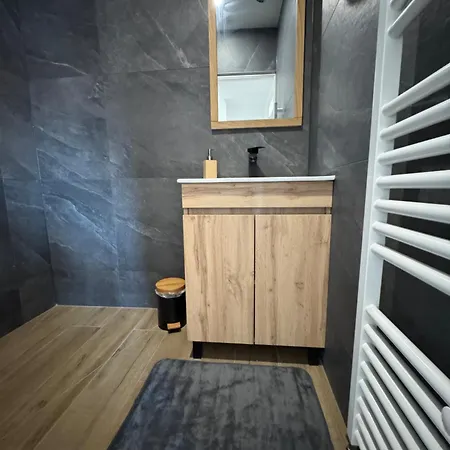 Motel Ete Avec Baignoire Privee Anould
