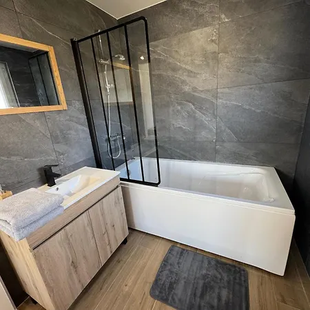 Ete Avec Baignoire Privee *