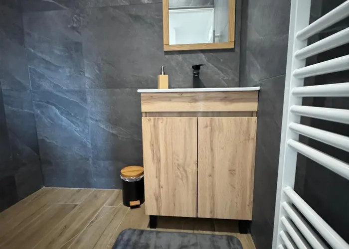 Мотель Ete Avec Baignoire Privee Anould